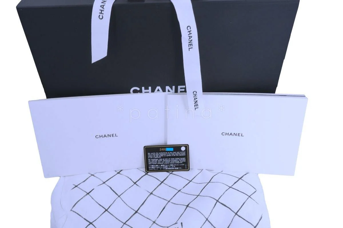 Chanel So Black Reissue Large Classic Double Flap Bag 2.55 227 Jumbo - Image 14
