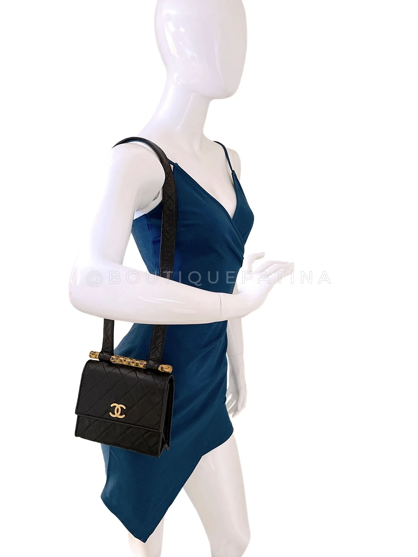 Chanel Vintage 1991 Black Resin Bar Crossbody Quilted Flap Bag S2G - Image 16
