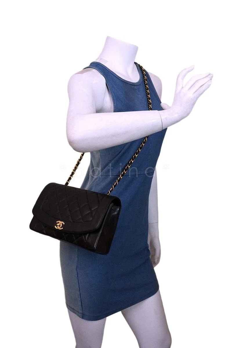 Chanel Vintage Black Medium Classic Diana Flap Bag 24k GHW - Image 16
