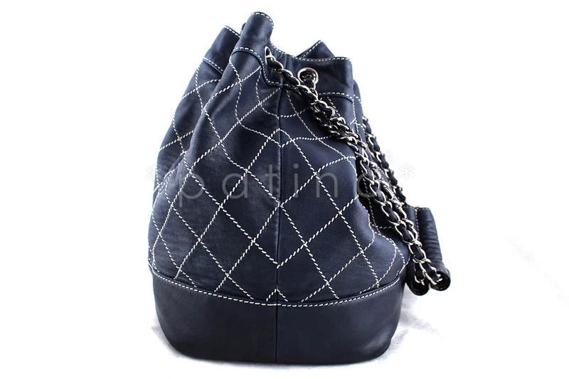 Chanel Navy Contrast Stitch Quilted Drawstring Tote Bag - Image 2
