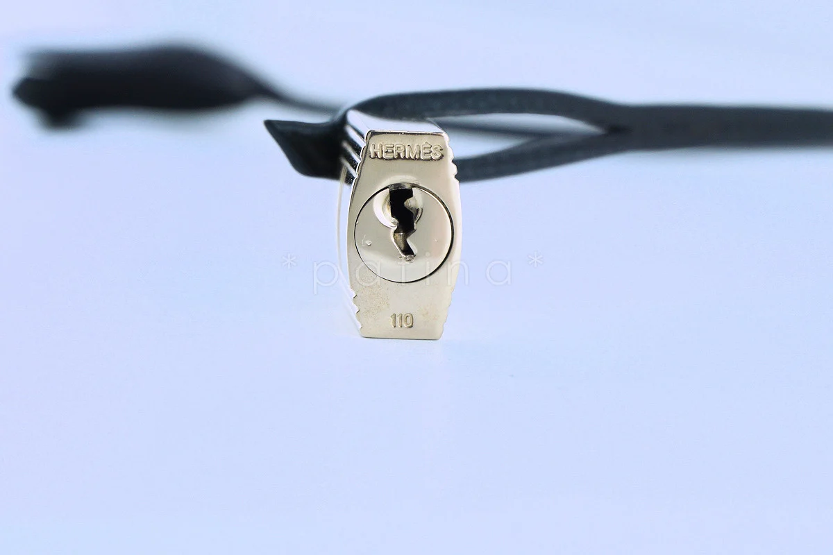 Hermes 35cm Birkin Bag in Black Togo, GHW - Image 23