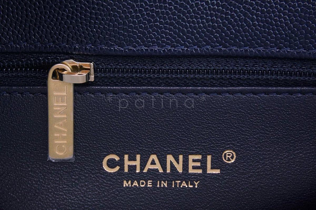 New 18A Chanel Navy Chevron Caviar Coco Lizard Handle Flap Bag - Image 10