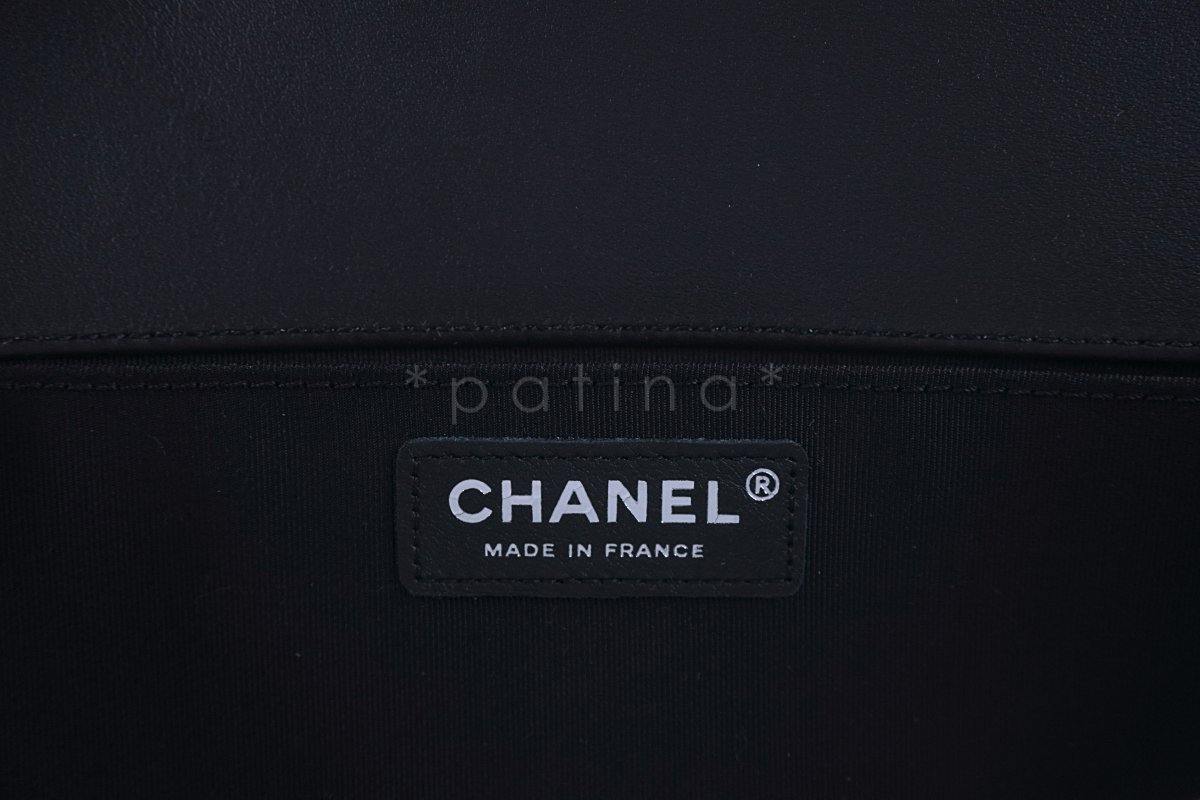 New 18C Chanel So Black Boy Classic Medium Flap Calfskin Bag - Image 11