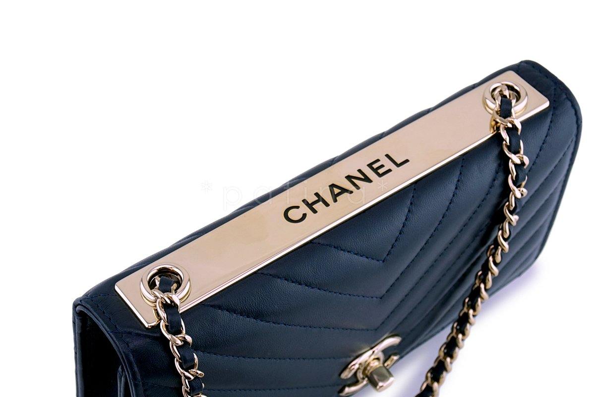 New 18P Chanel Navy Blue Rare Trendy CC Classic Wallet on Chain WOC Flap Bag GHW - Image 9