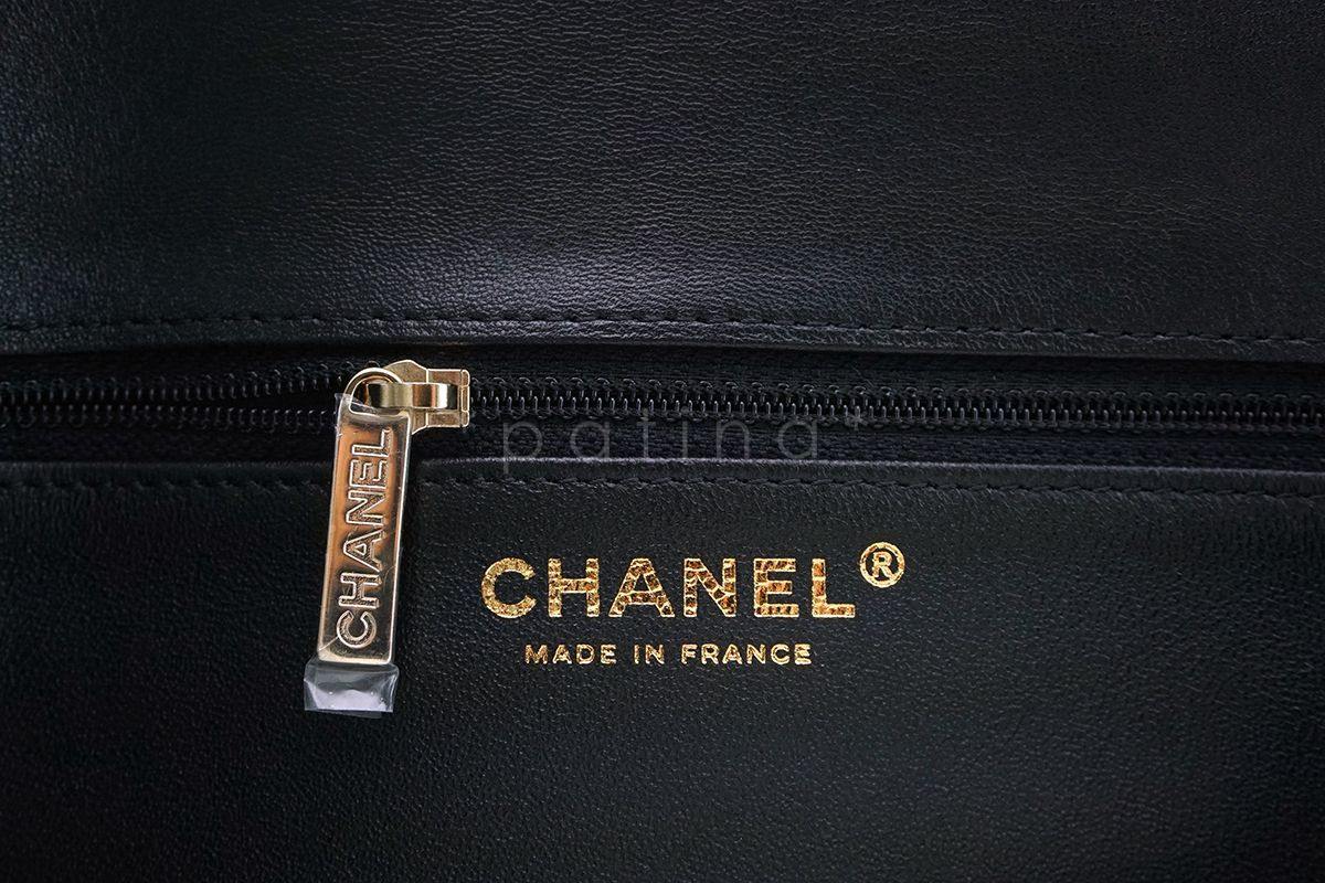 NIB 18B Chanel Black Lambskin Timeless Classic Clutch Bag GHW - Image 10