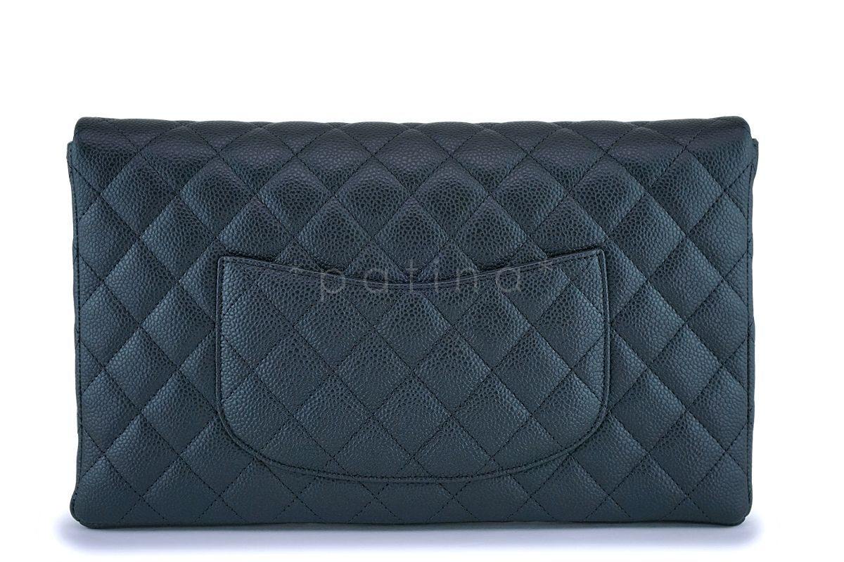NIB 18S Chanel Iridescent Charcoal Gray Caviar Timeless Classic Clutch Bag GHW - Image 4
