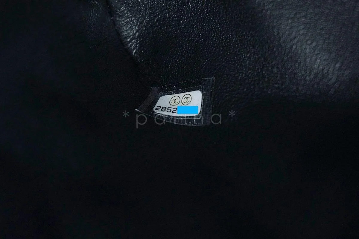 NIB 19B Chanel Black Caviar Timeless Classic Flap Clutch Bag GHW - Image 11