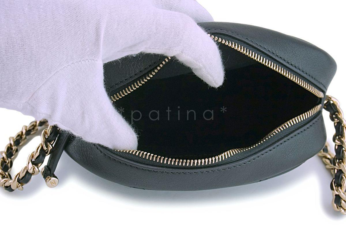 NIB 19C Chanel Black Calfskin Mini Camera Crossbody Bag GHW - Image 9