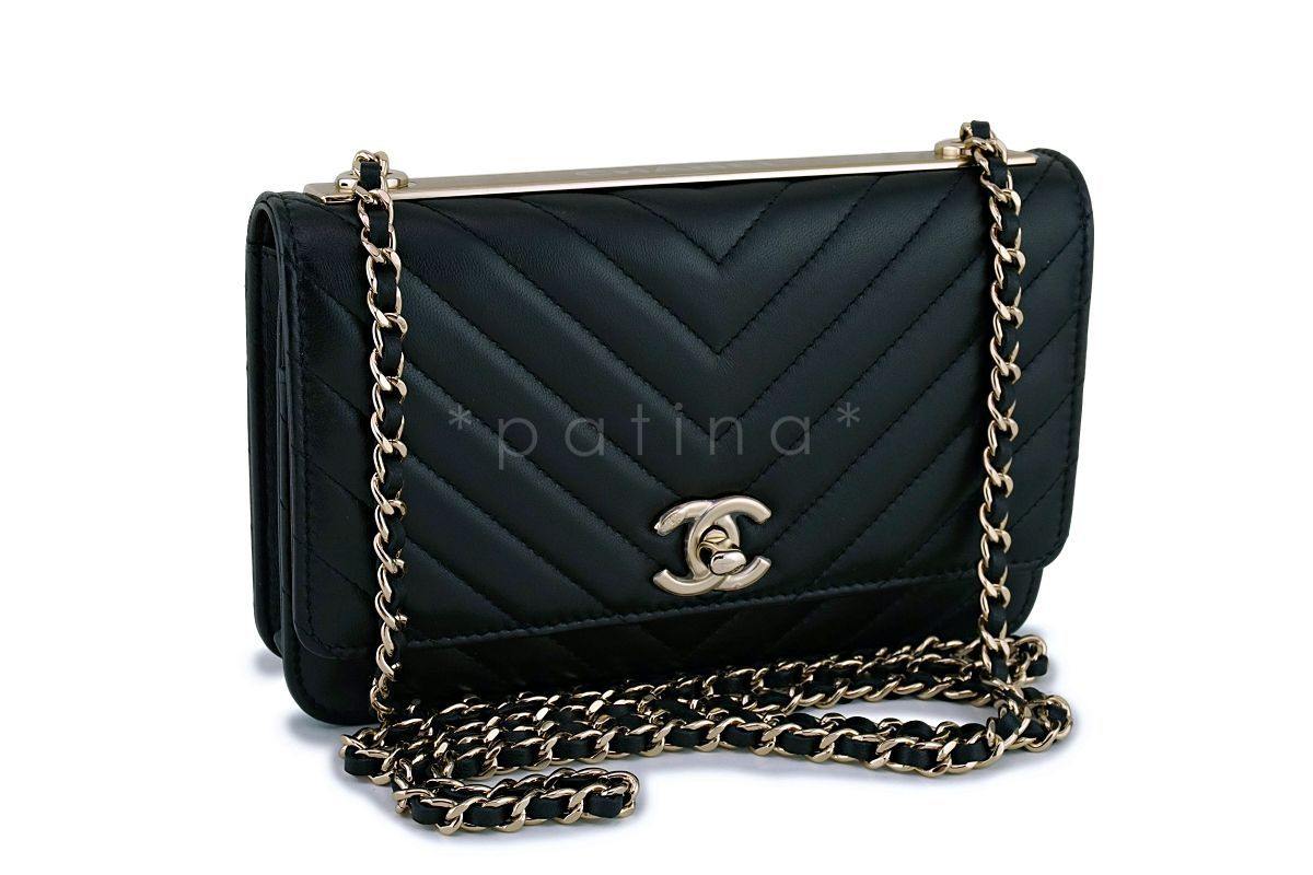NIB 19C Chanel Black Chevron Classic Trendy CC Wallet on Chain WOC GHW - Image 2