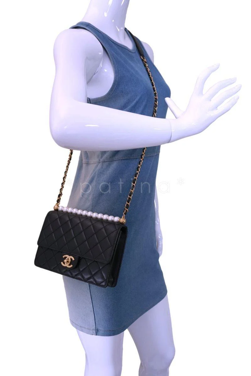 NIB 19S Chanel Black Lambskin Chic Pearls Classic Limited Mini Pearl Flap Bag GHW - Image 14
