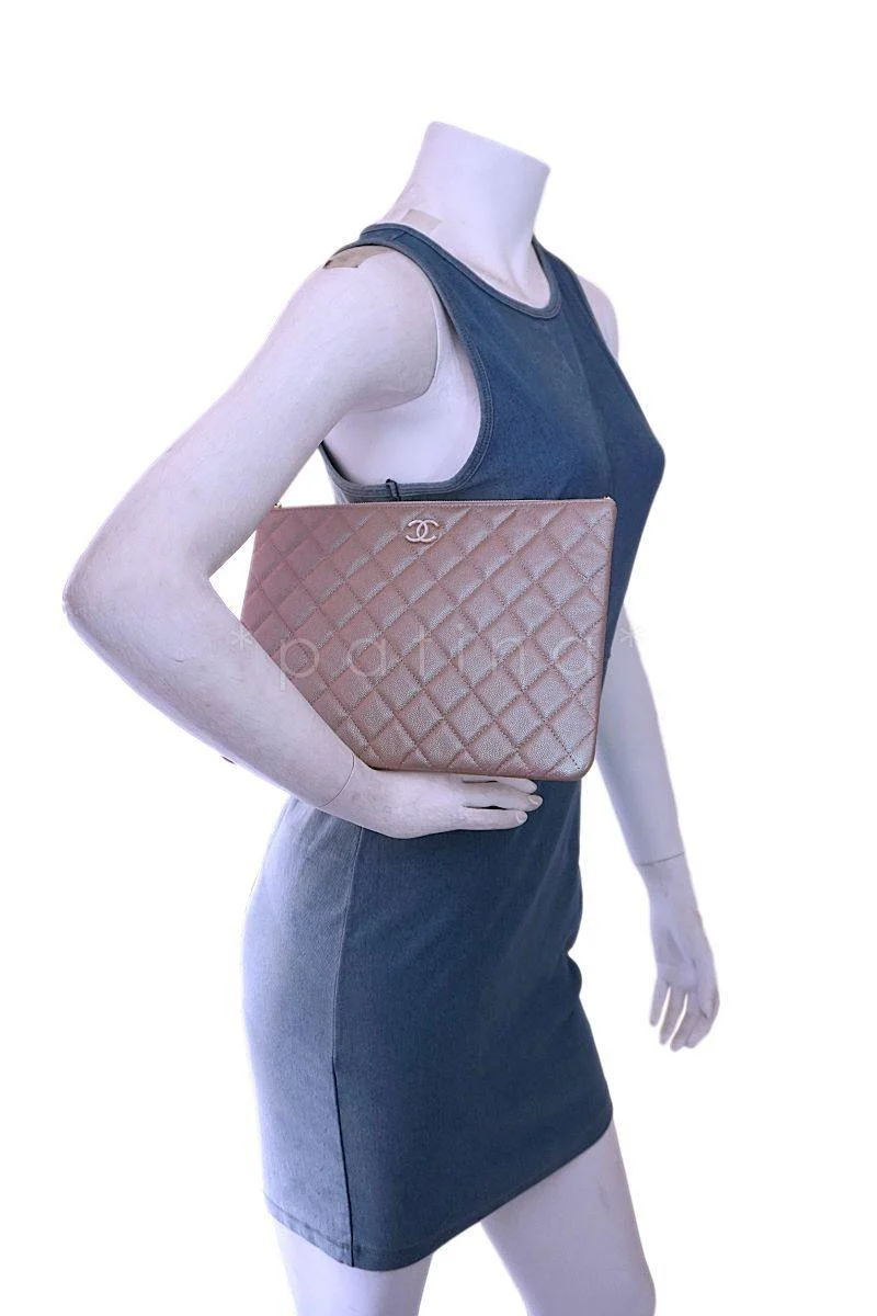 NIB 19S Chanel Iridescent Beige Pearly CC Medium O Case Clutch Bag - Image 9