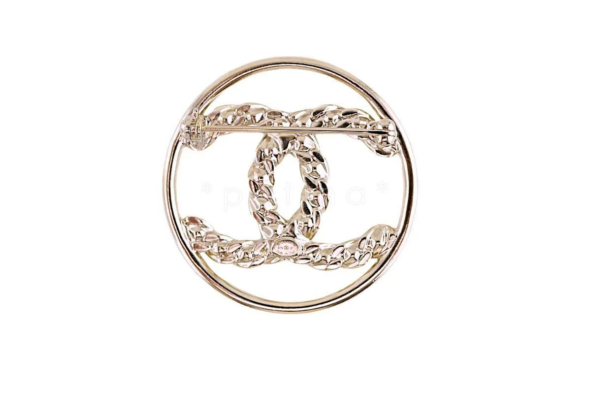 NIB Chanel 19P Circle CC Logo Crystal Brooch Gold - Image 3