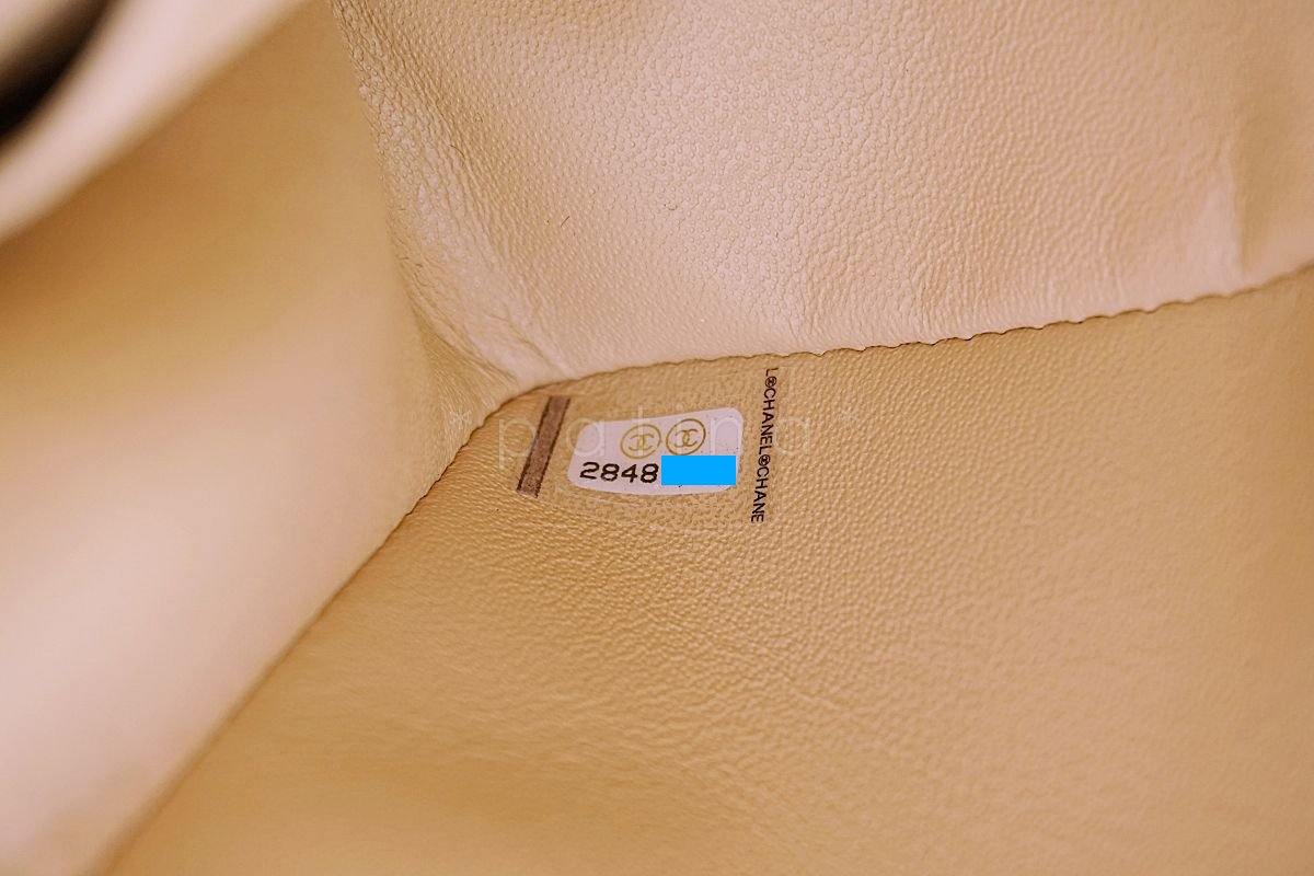 NIB Chanel Beige Caviar Medium Classic Double Flap Bag GHW - Image 12