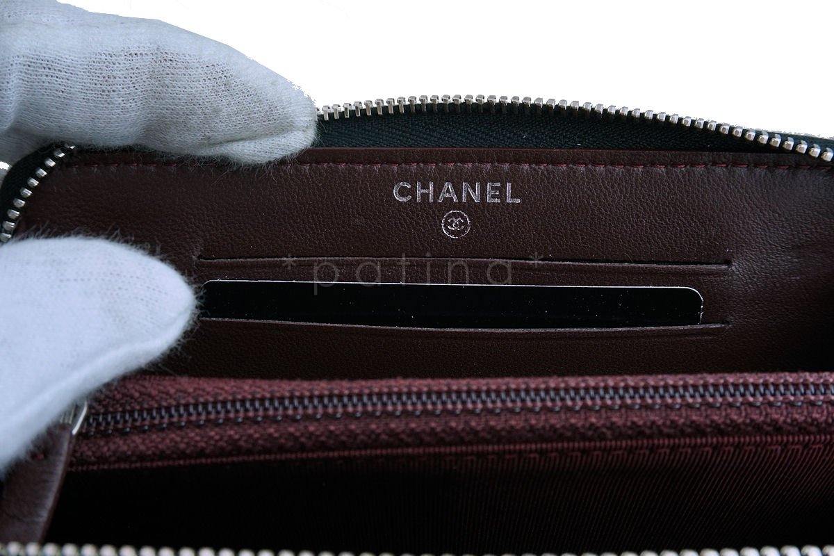 NIB Chanel Black Chevron Compact Zip Around Small Card Wallet Case - Image 5