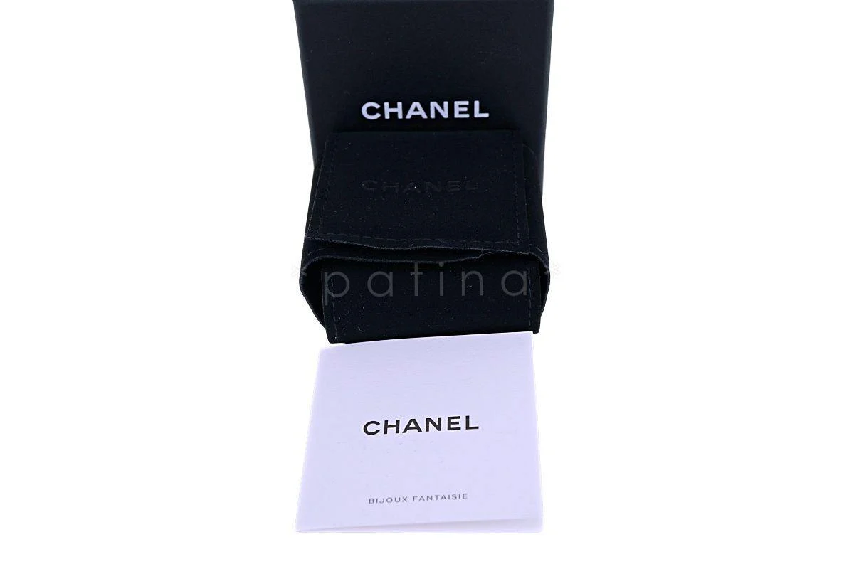 NIB Chanel Classic Round Pearl Crystal Stud Earrings A97958 SHW - Image 5