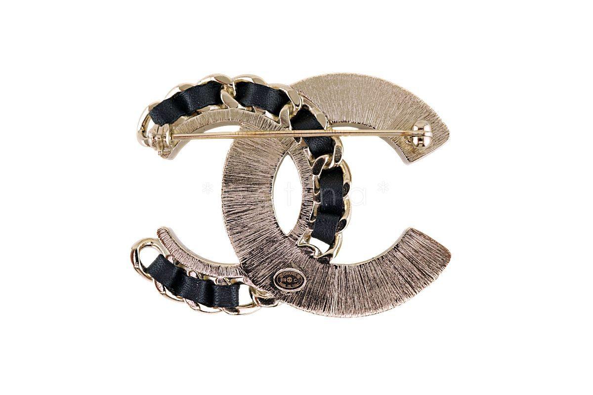 NIB Chanel Pearl Crystal Leather and Gold Chain Brooch AB0128 - Image 3