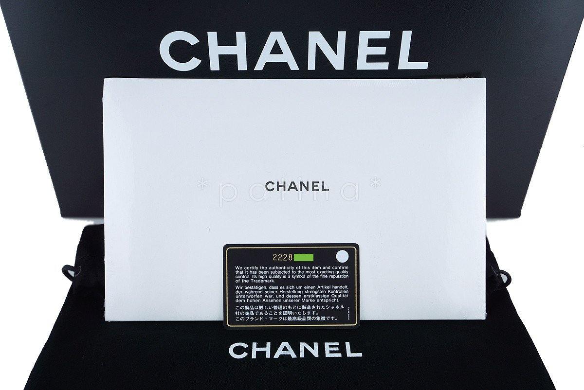 NWT 16S Chanel Black Calfskin Quilted Classic Fanny Pack Bag - Image 9