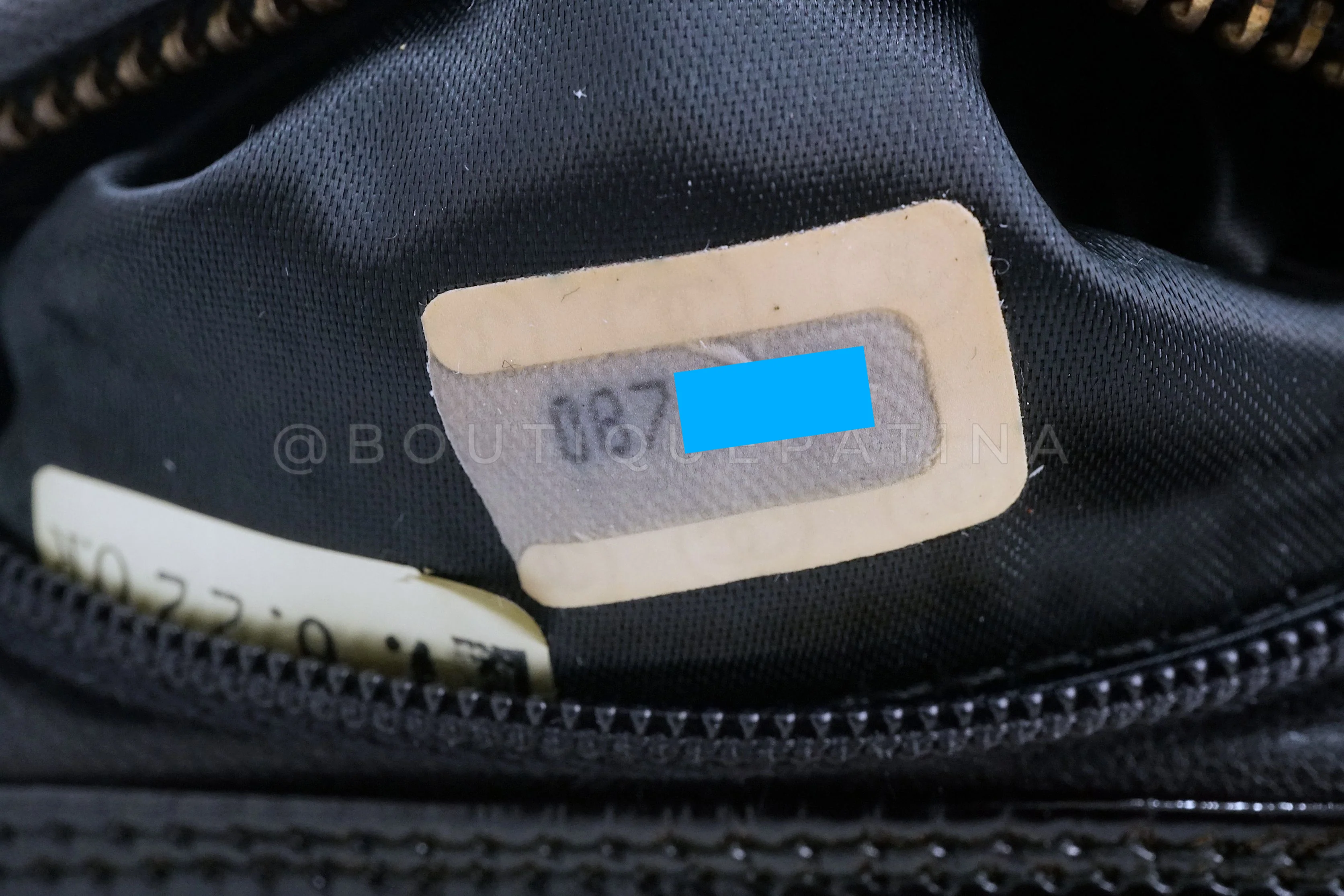 Pristine 1988 Chanel Vintage Black Mini Camera Case Giant CC Bag 24k GHW - Image 12
