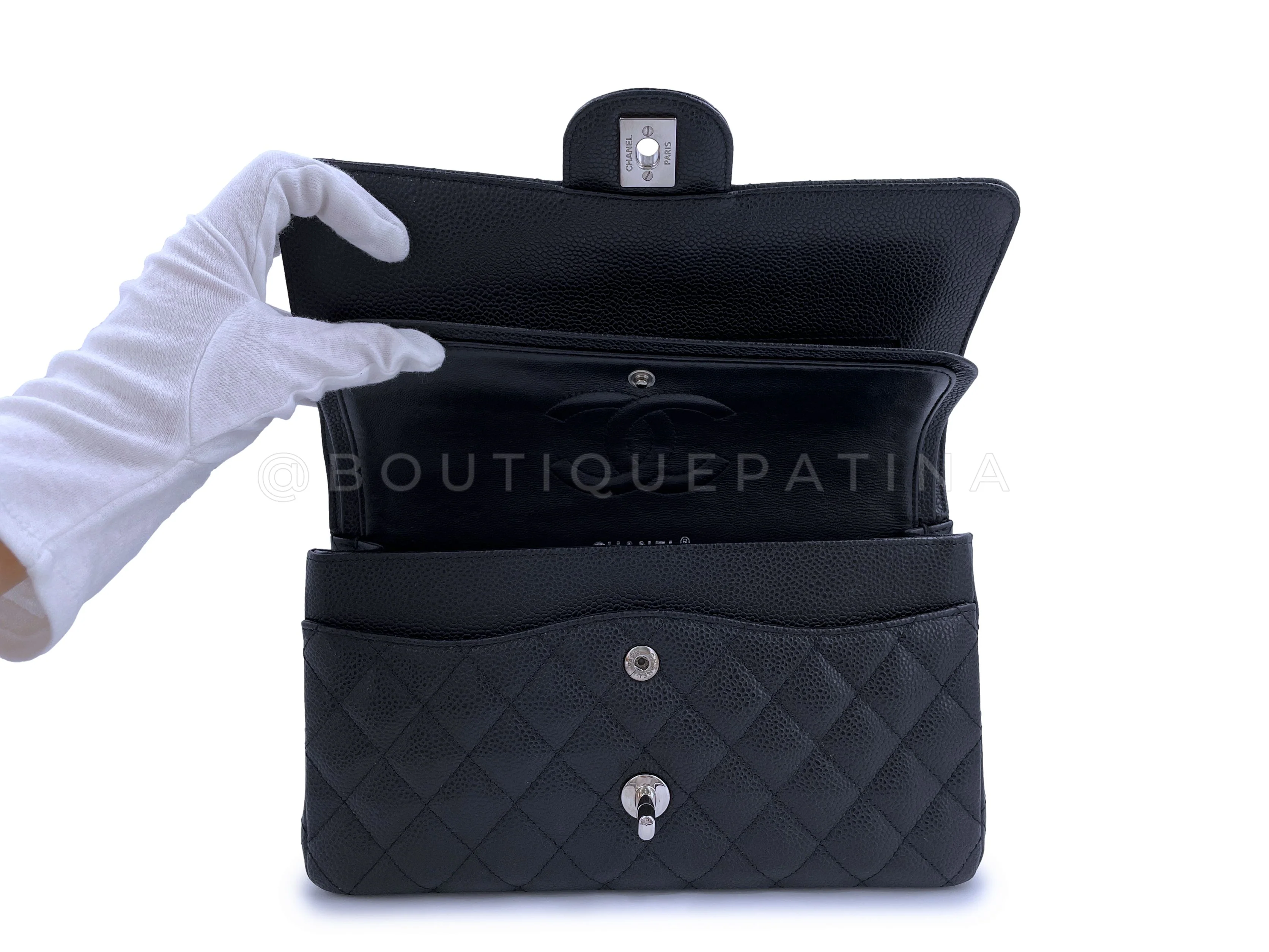 Pristine 2009 Chanel Black Caviar Medium Classic Double Flap Bag SHW - Image 9