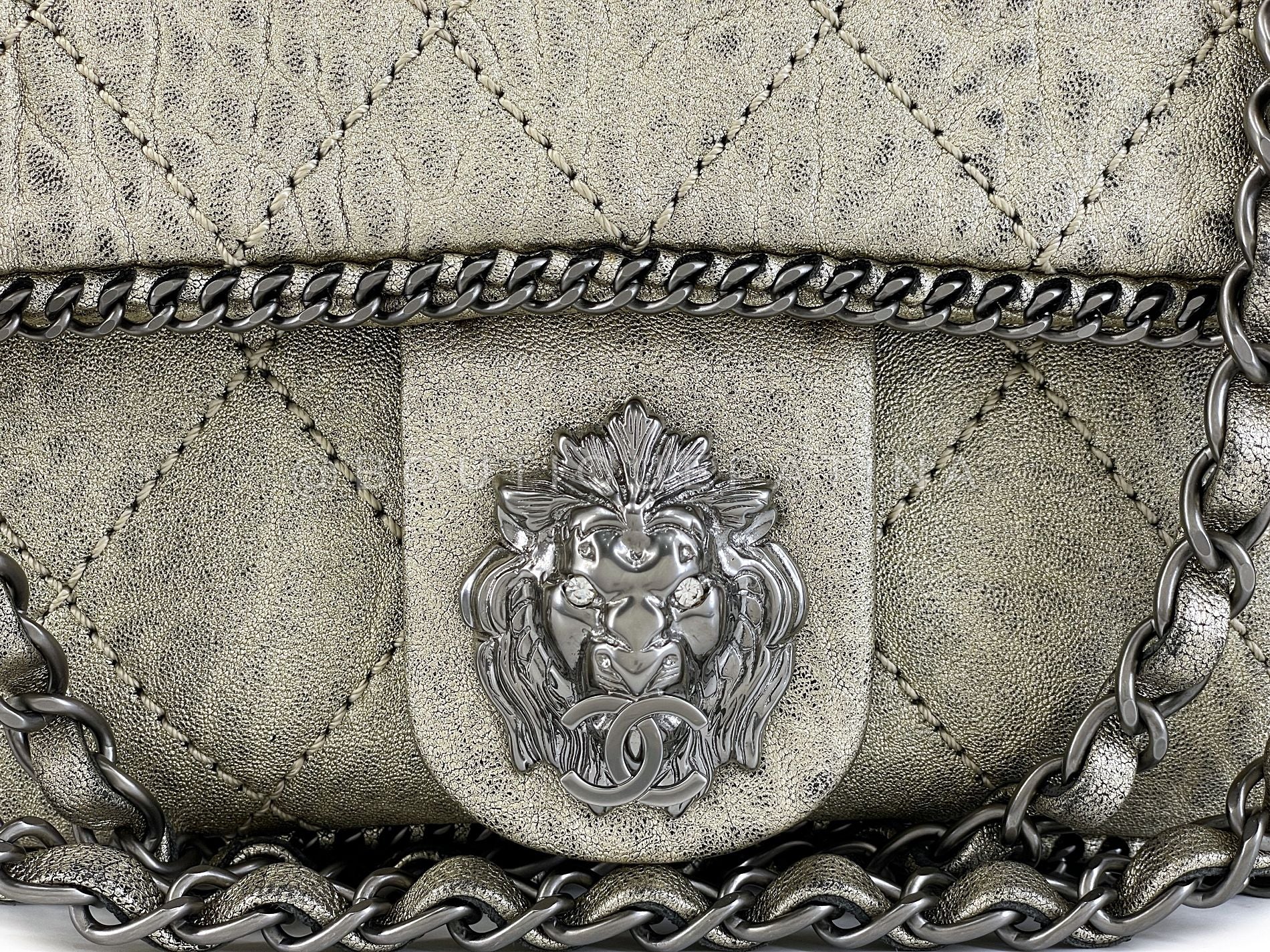 Pristine Chanel 2007 Vintage Leo the Lionhead Lion Flap Bag RHW WX2 - Image 8
