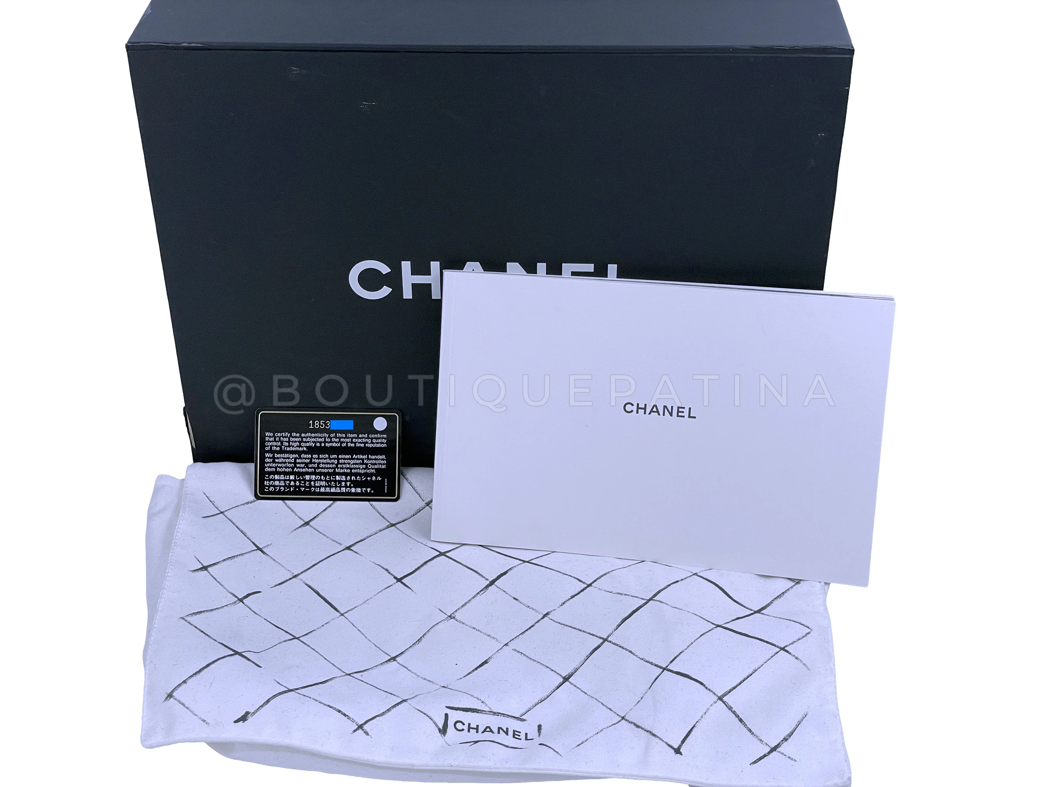 Pristine Chanel Black 2.55 Reissue Double Flap Bag 227 Jumbo Large RHW - Image 13