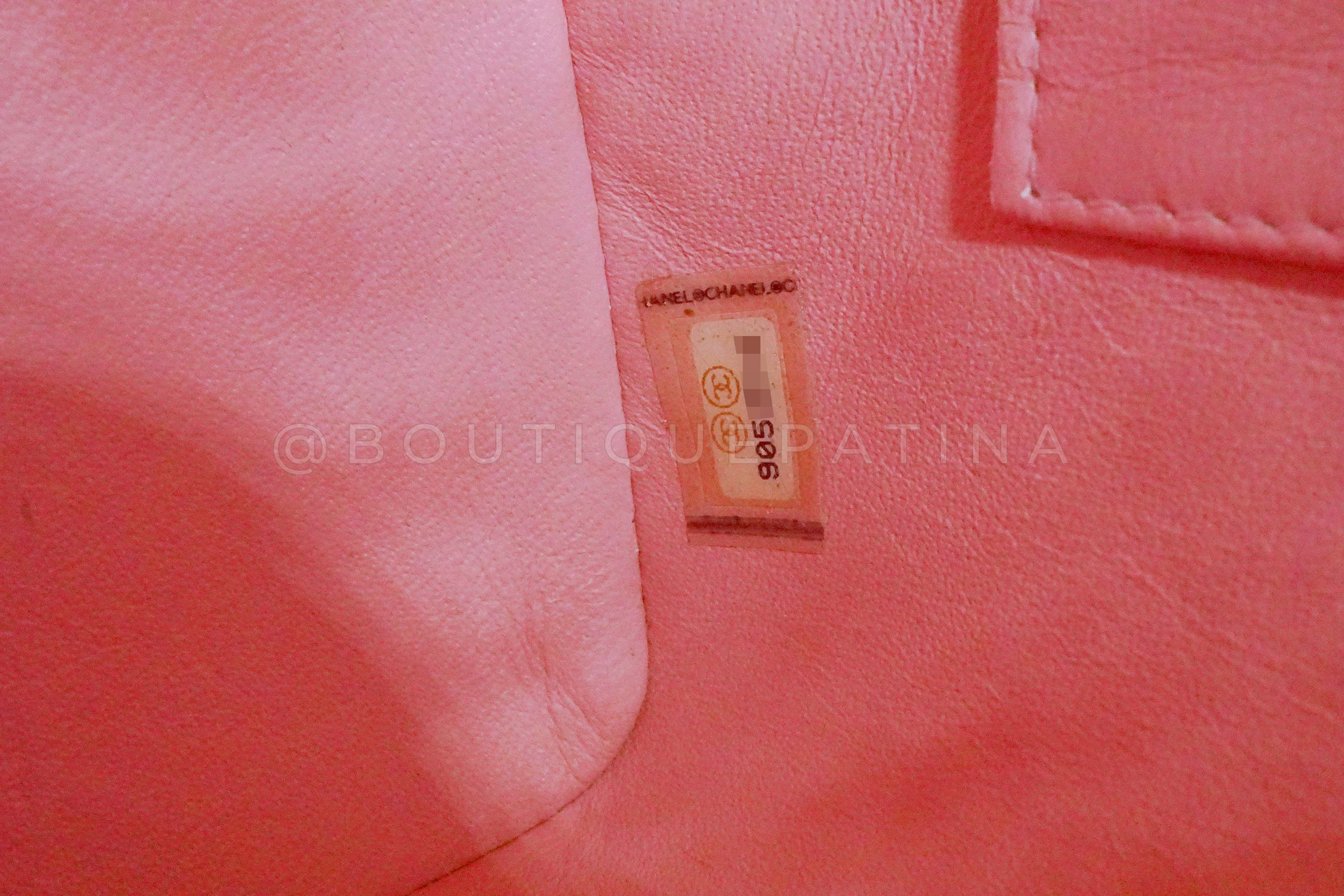 Pristine Chanel Vintage Rose Sakura Pink Caviar Medallion Shopper Tote Bag 24k GHW - Image 10