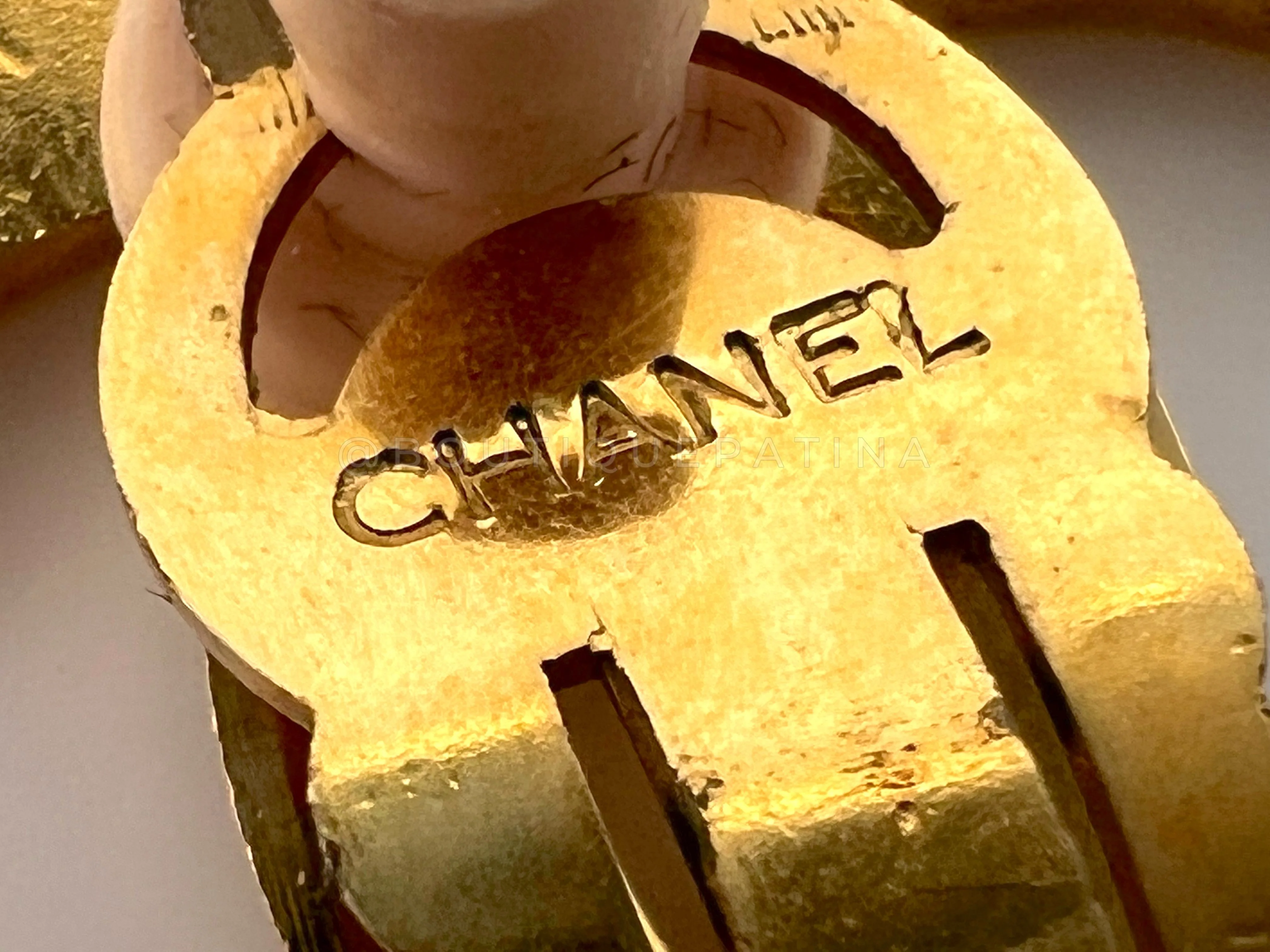 Rare 1980s Chanel Vintage Circle Hoop Dangle Earrings - Image 3