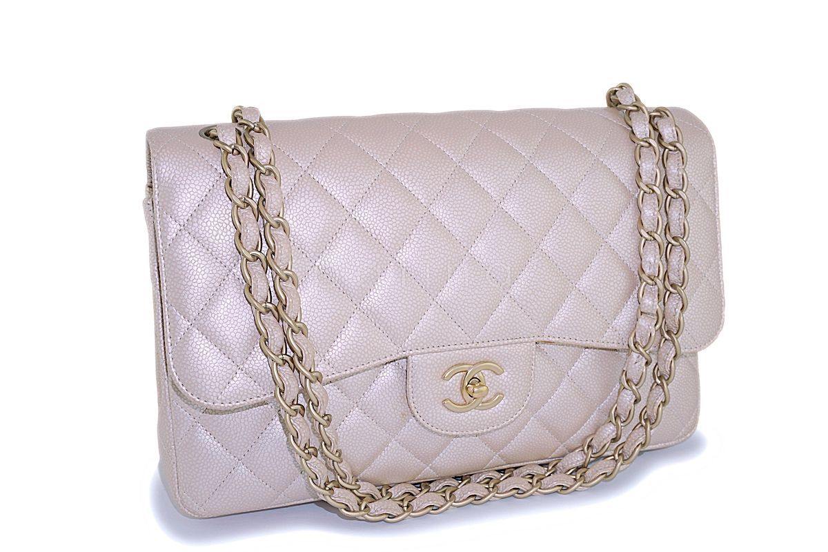 Rare Chanel 12P Pearly Beige-Rose Caviar Jumbo Double Flap Bag Brushed Gold - Image 2