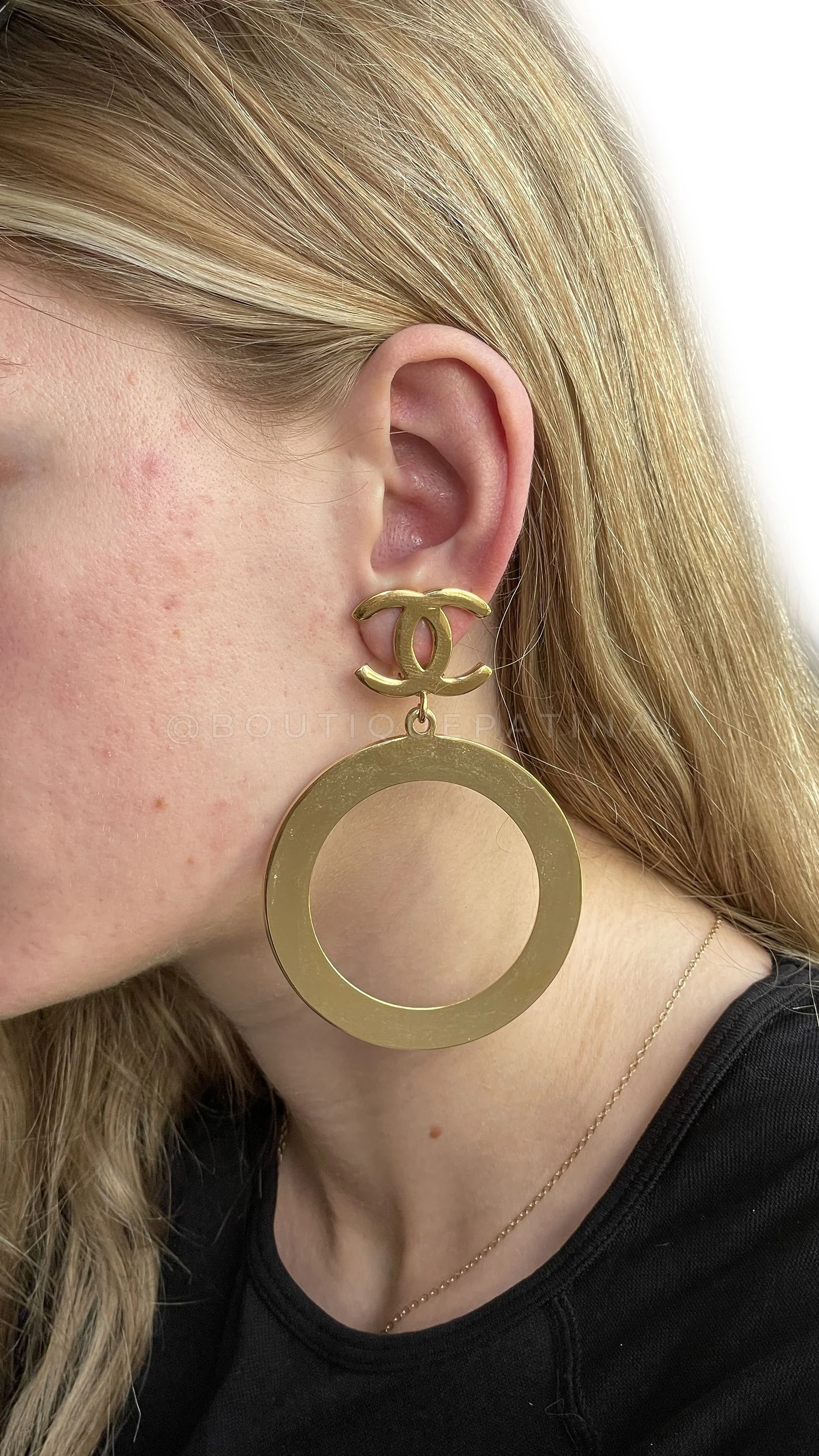 Rare Chanel Vintage Circle Hoop Dangle Earrings - Image 4