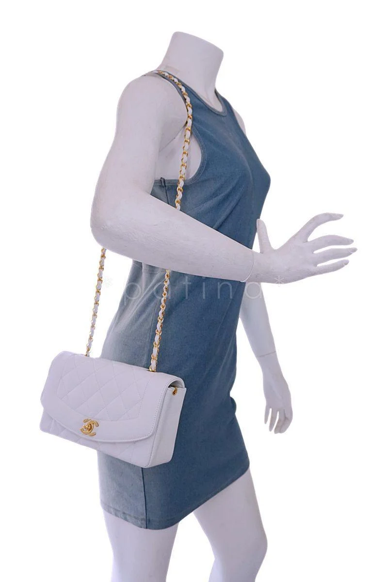 *rare* Chanel White Vintage Caviar Small Diana Classic Flap Bag 24k GHW - Image 15
